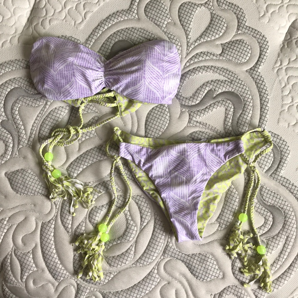New Victoria secret bikini reversible size XS-S